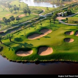 Angkor Golf Resort Hole 4